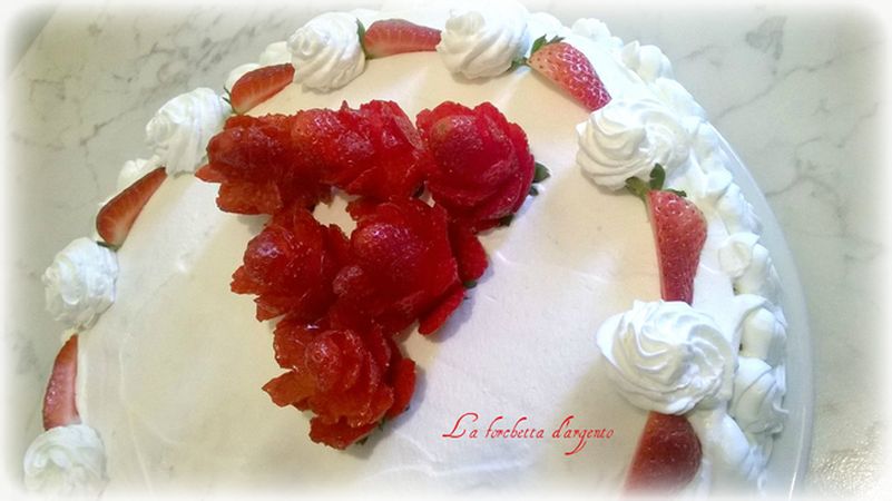 torta rose per compleanno
